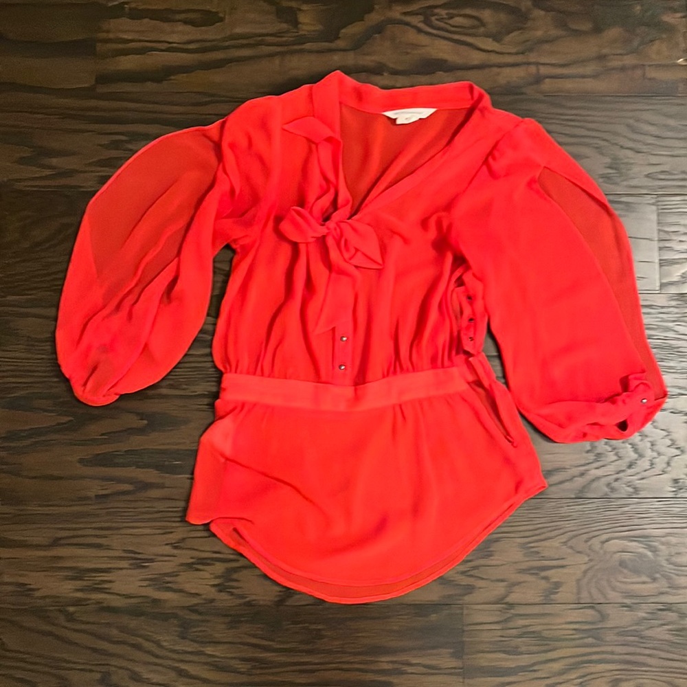 Open arm detail blouse
